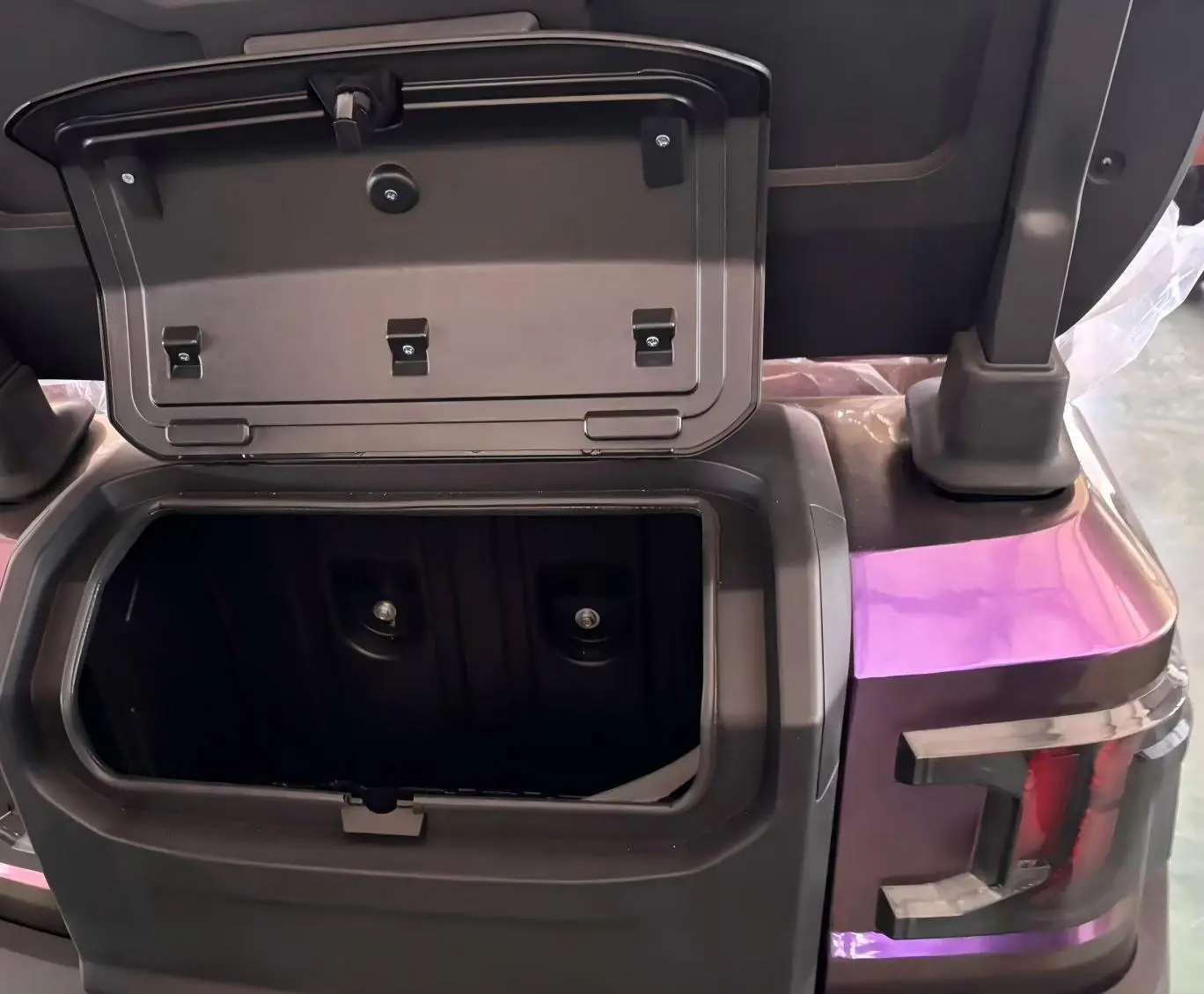 Greatwork electric golf cart featuring a convenient storage compartment and modular cargo design for versatile use.