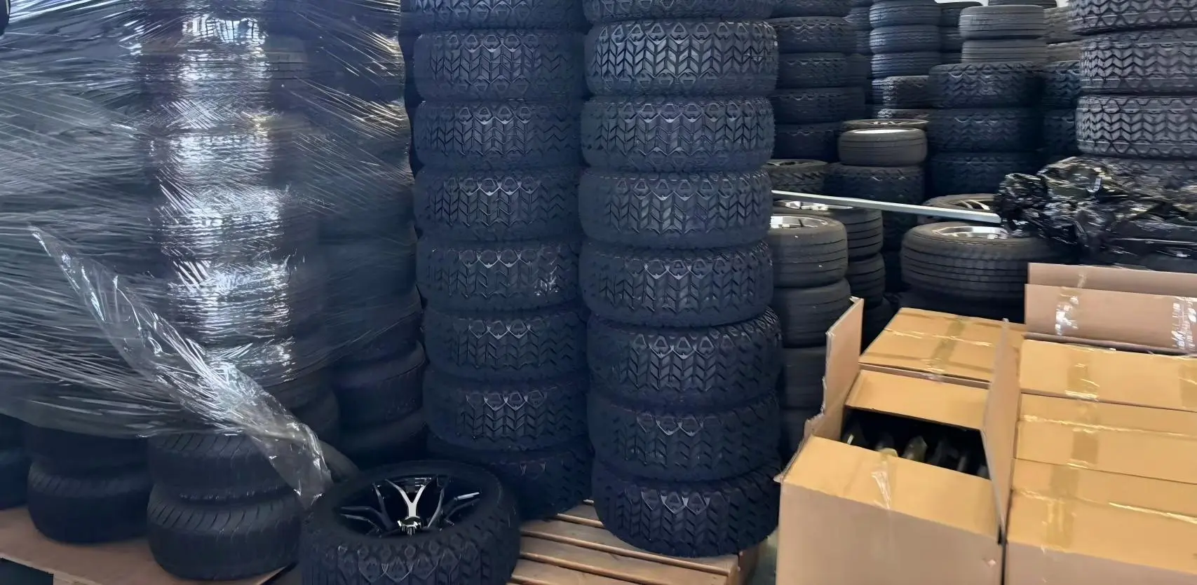 High-performance all-terrain tires in stock for Greatwork electric golf carts and UTVs.