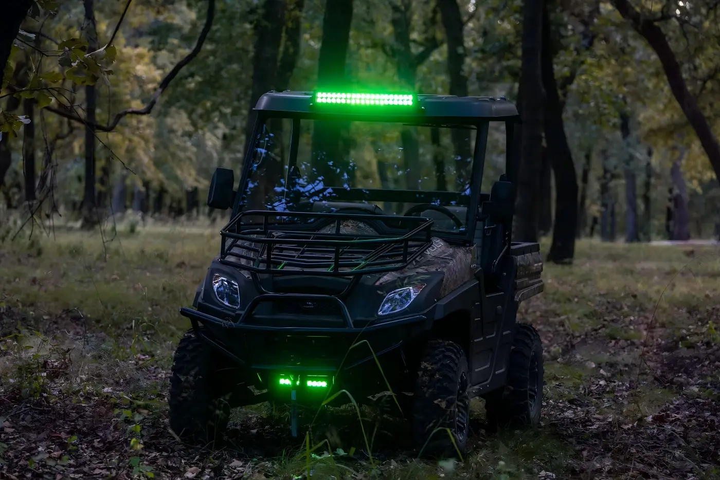 Fuel-powered UTV navigating complex terrain, highlighting all-terrain trafficability and high-speed driving stability.